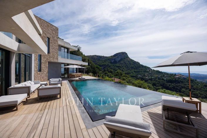 Image No.13-5 Bed House for sale