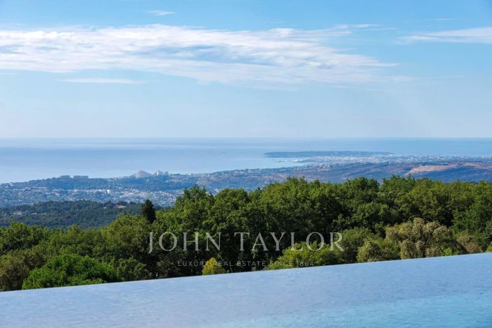 Image No.4-5 Bed House for sale