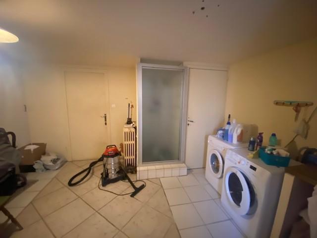 Image No.12-3 Bed House for sale