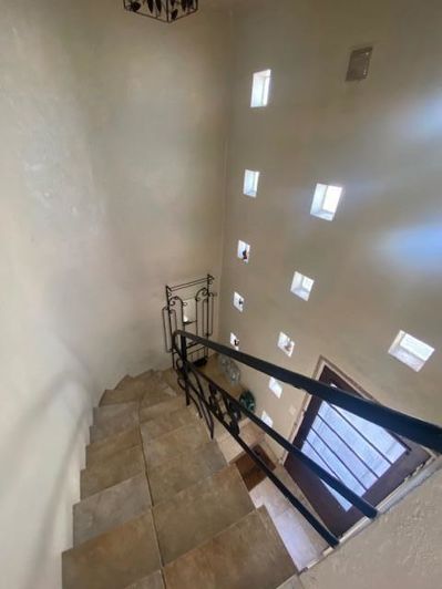 Image No.9-3 Bed House for sale