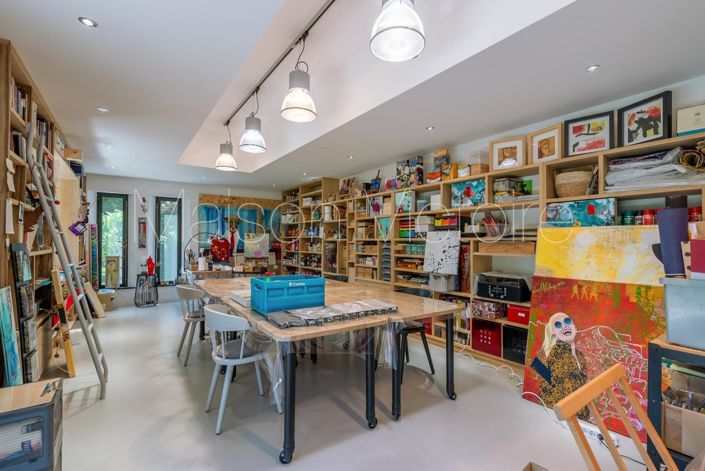 Image No.18-5 Bed House for sale