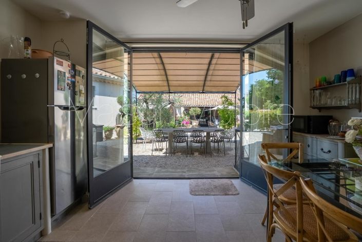 Image No.2-5 Bed House for sale