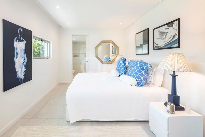 Image No.10-5 Bed House for sale