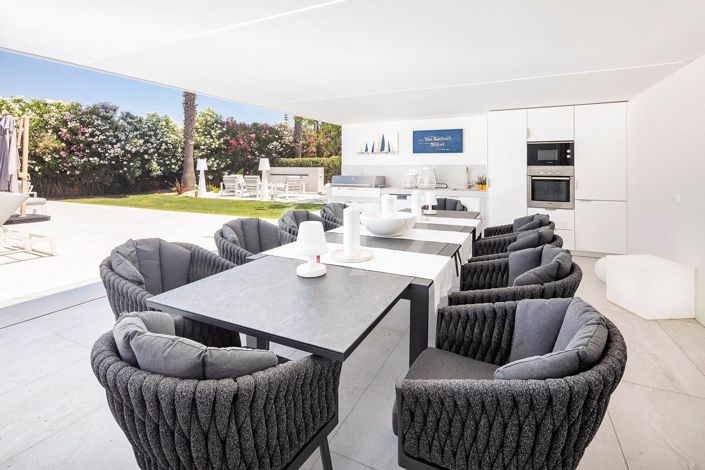 Image No.16-5 Bed House for sale