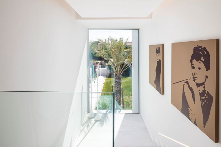 Image No.18-5 Bed House for sale