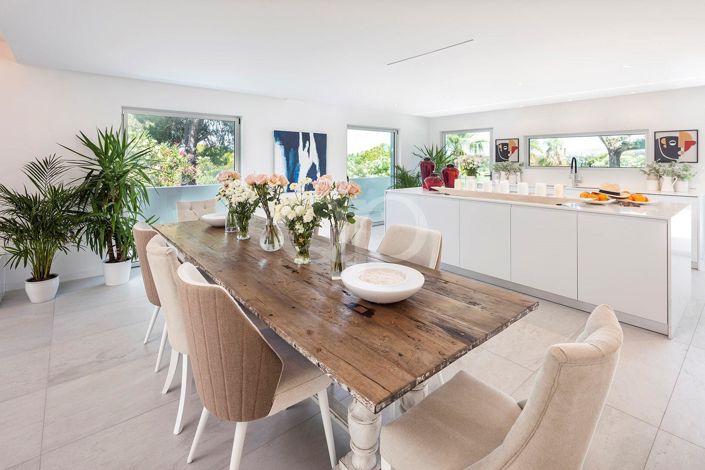 Image No.3-5 Bed House for sale