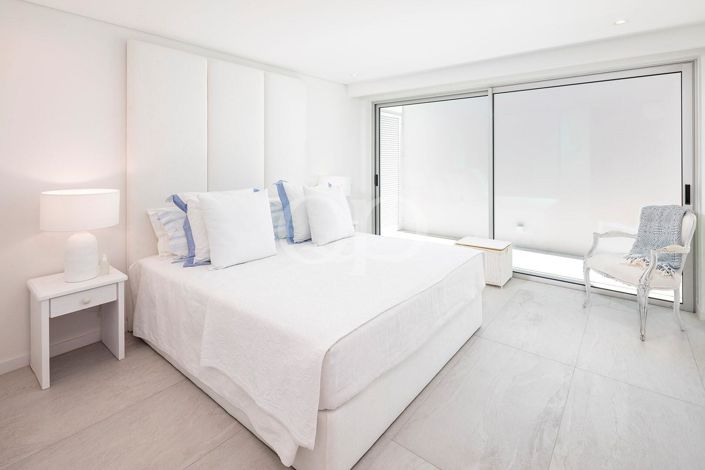 Image No.31-5 Bed House for sale