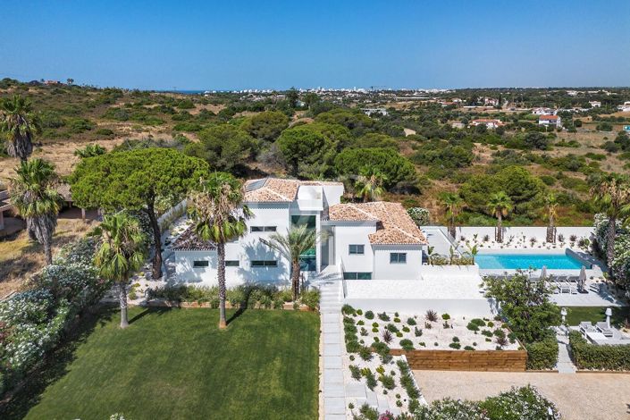 Image No.35-5 Bed House for sale