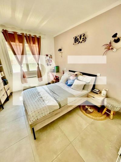 Image No.6-3 Bed House for sale