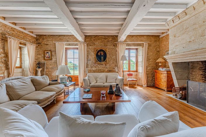 Image No.6-4 Bed House for sale