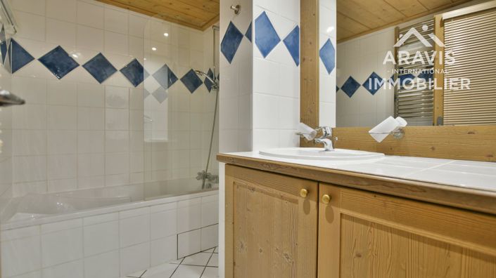 Image No.8-2 Bed Apartment for sale