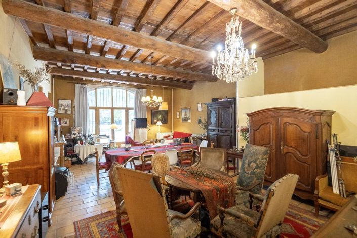 Image No.14-10 Bed House for sale