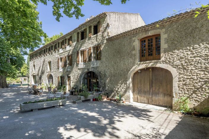 Image No.3-10 Bed House for sale