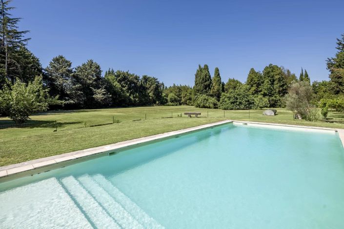 Image No.4-10 Bed House for sale