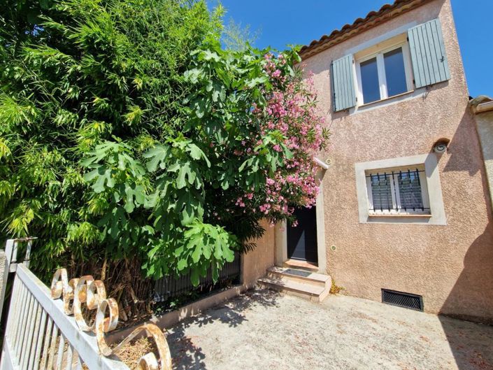 Image No.1-2 Bed House for sale