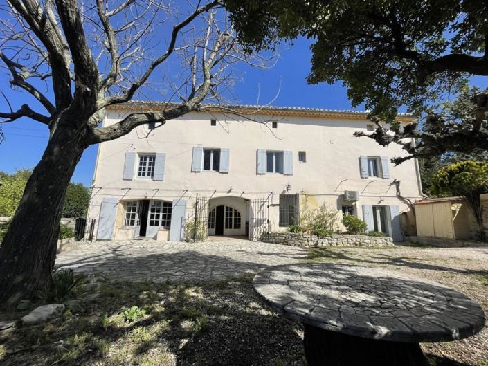 Image No.1-5 Bed House for sale