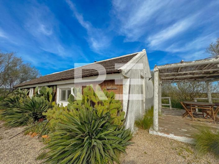 Image No.17-6 Bed House for sale