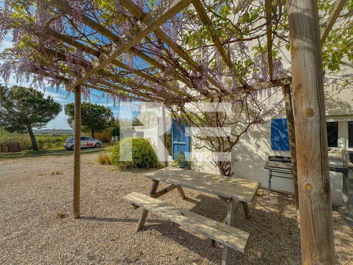 Image No.6-6 Bed House for sale