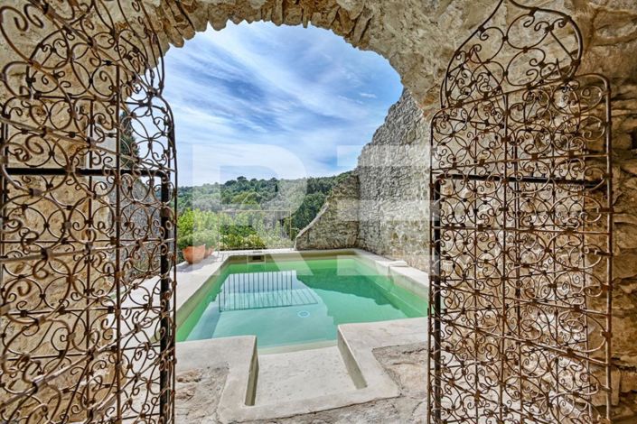 Image No.7-4 Bed House for sale