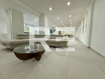 1 - Nîmes, Apartment