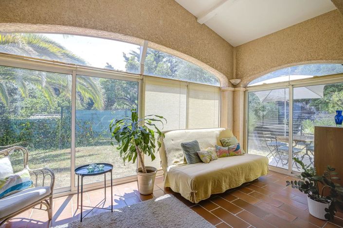 Image No.24-4 Bed House for sale