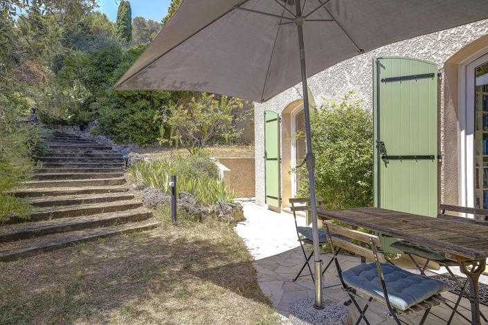 Image No.9-4 Bed House for sale