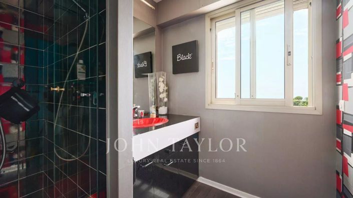 Image No.14-4 Bed House for sale