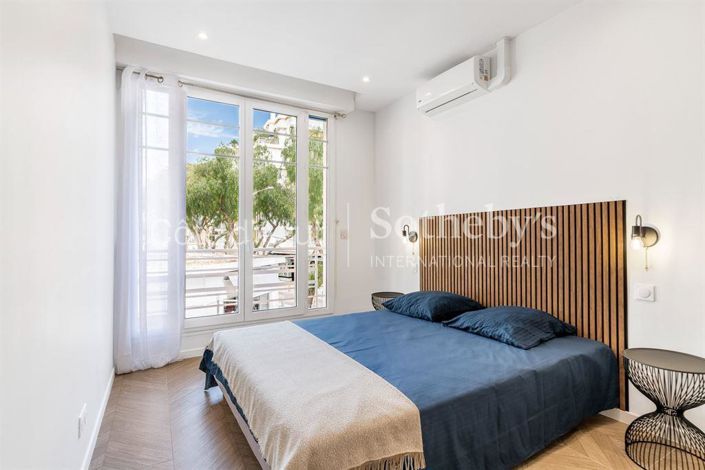 Image No.9-3 Bed Apartment for sale