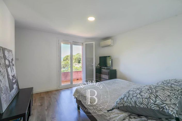 Image No.7-House for sale