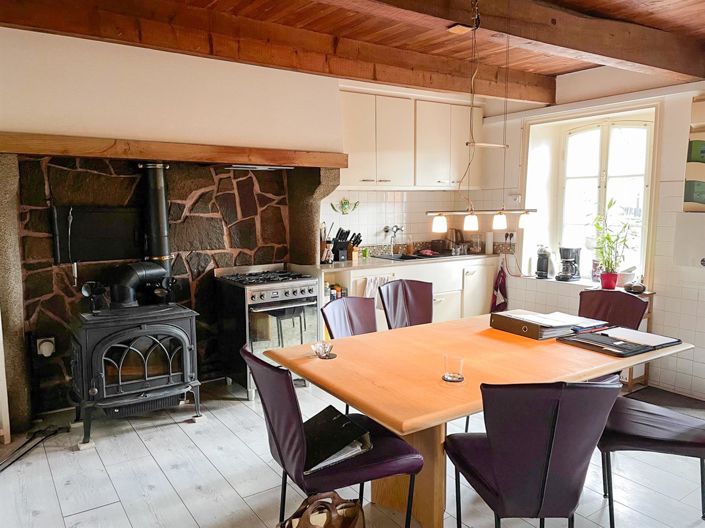 Image No.3-3 Bed House for sale