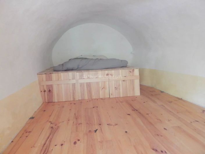 Image No.17-3 Bed House for sale