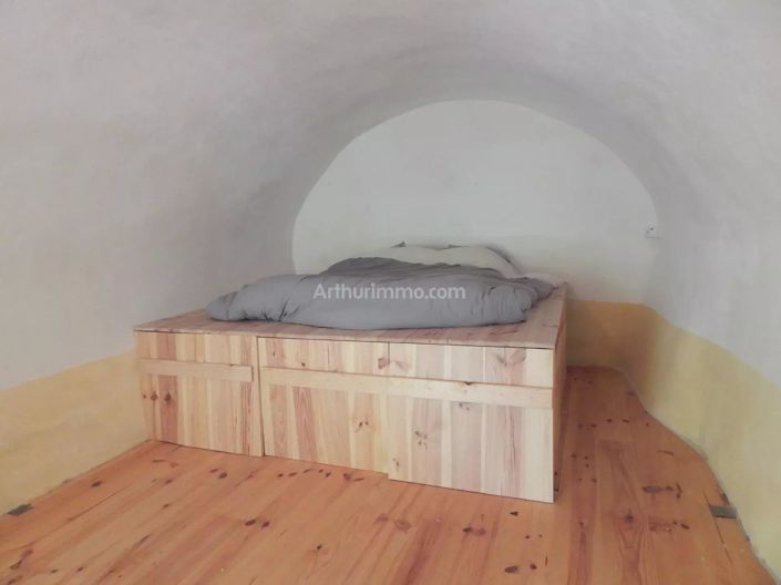 Image No.18-3 Bed House for sale