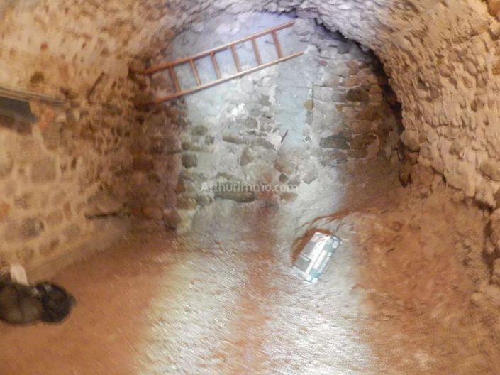 Image No.20-3 Bed House for sale