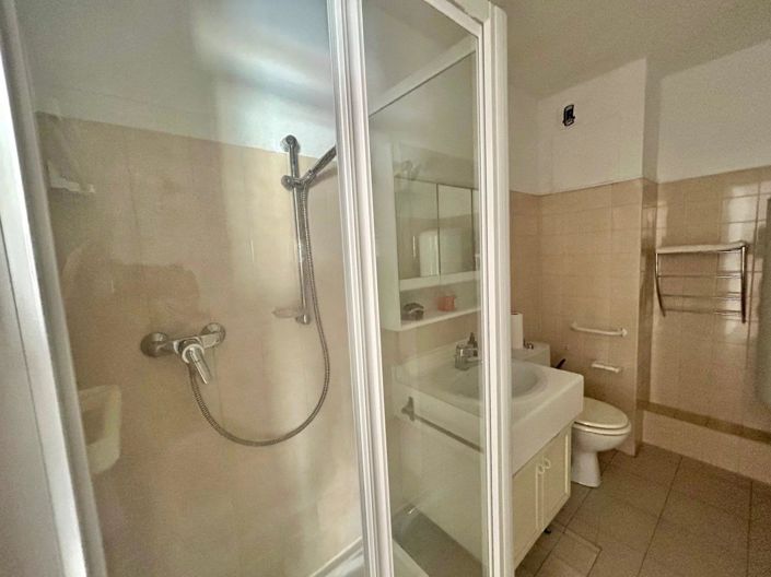 Image No.7-Apartment for sale