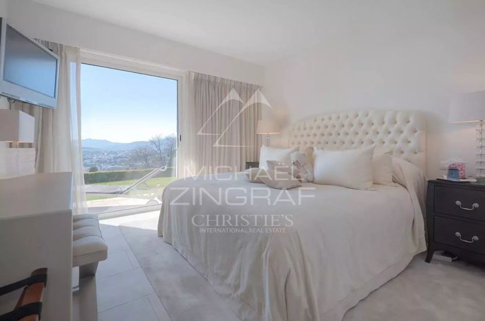 Image No.13-5 Bed House for sale