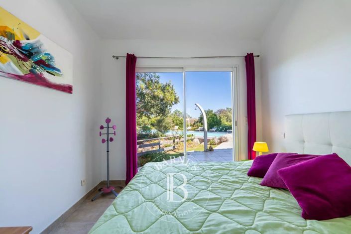 Image No.11-4 Bed House for sale