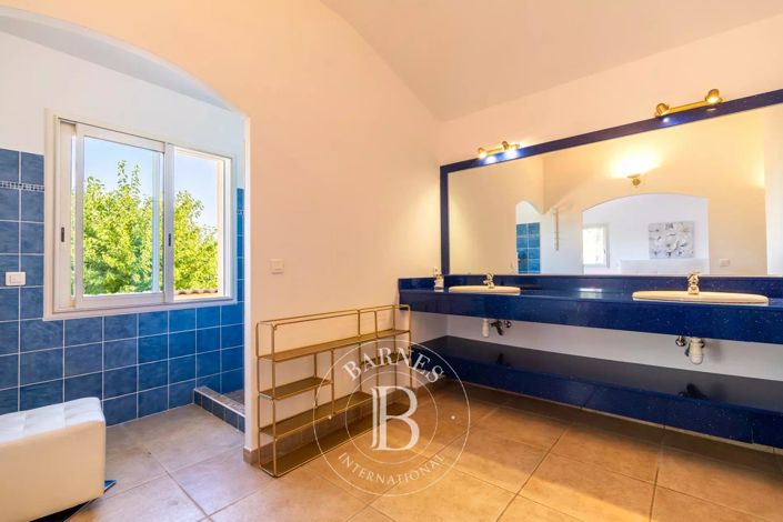 Image No.12-4 Bed House for sale