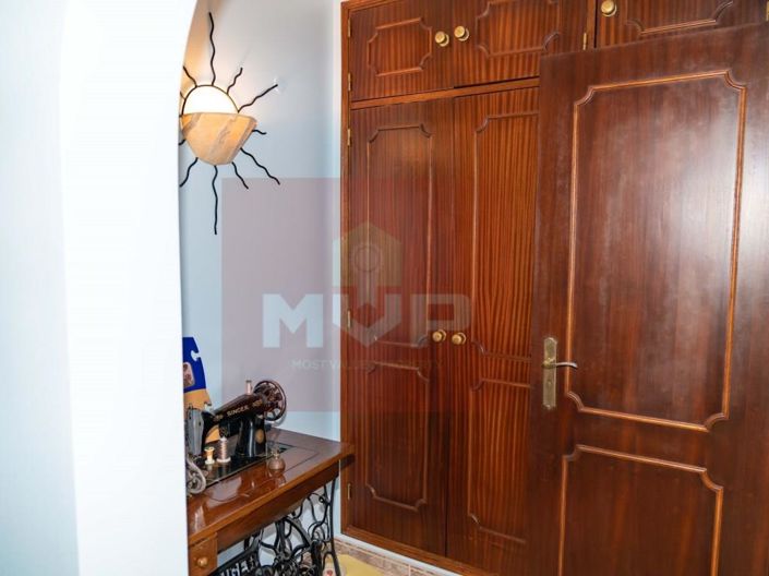 Image No.20-3 Bed House for sale