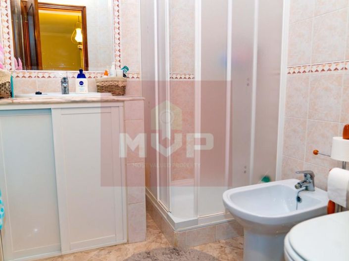 Image No.22-3 Bed House for sale