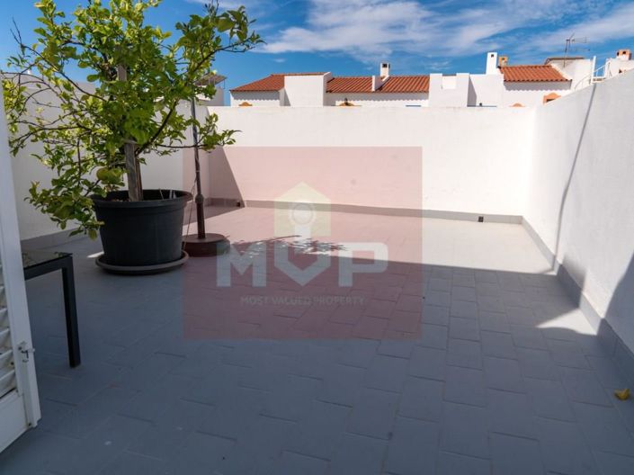 Image No.23-3 Bed House for sale