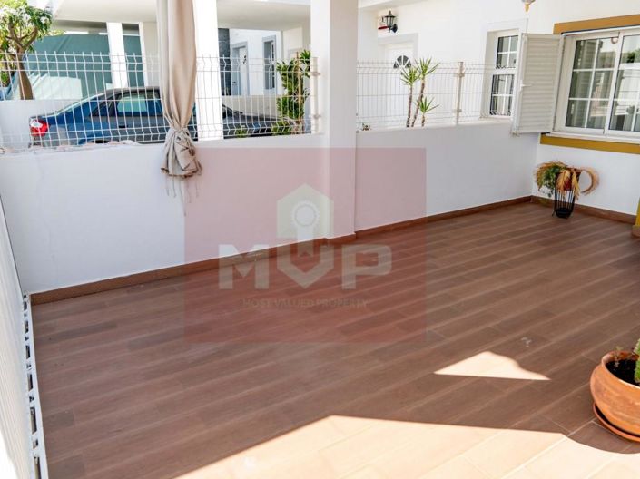 Image No.24-3 Bed House for sale