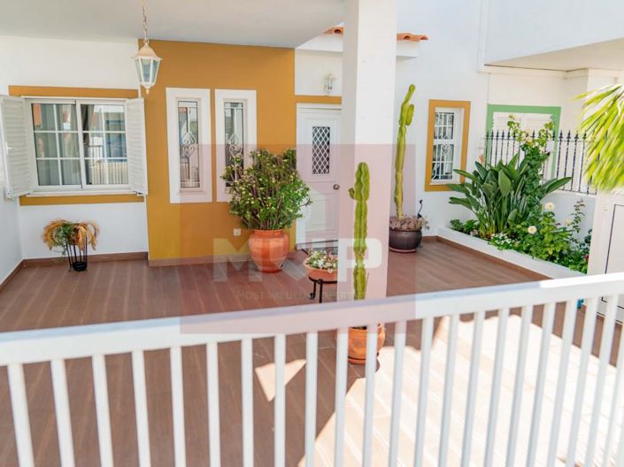 Image No.25-3 Bed House for sale