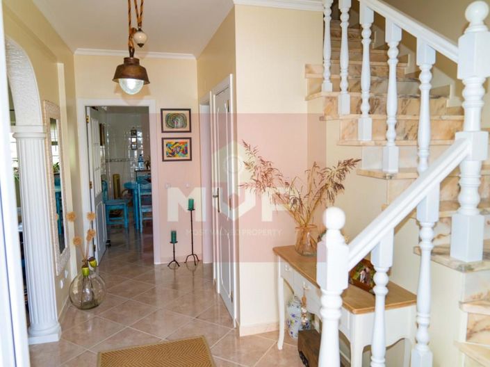 Image No.3-3 Bed House for sale