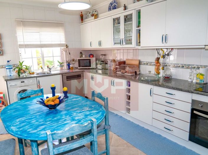 Image No.7-3 Bed House for sale