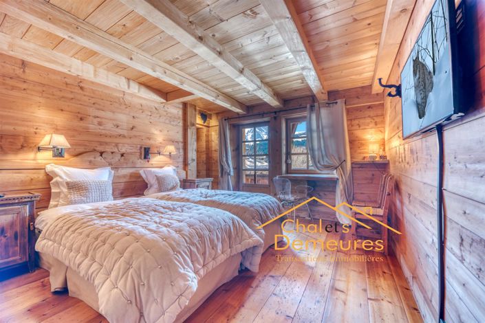 Image No.16-6 Bed House for sale