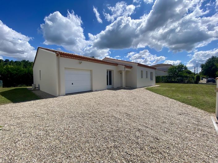 Image No.1-4 Bed House for sale