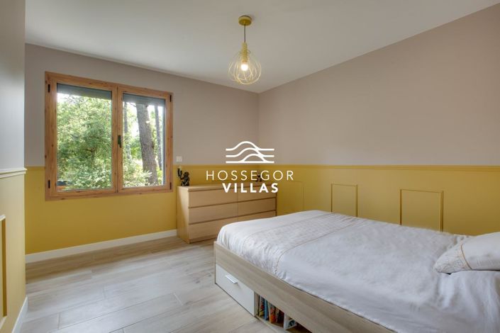 Image No.20-4 Bed House for sale