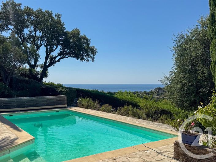 Image No.1-5 Bed House for sale