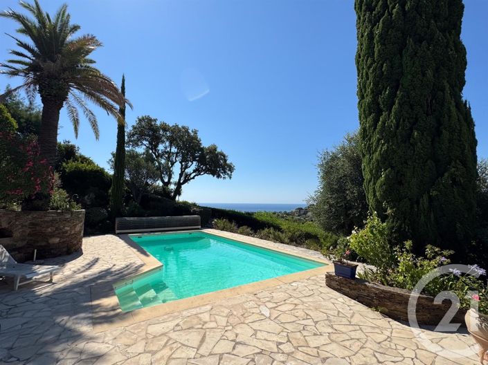 Image No.12-5 Bed House for sale