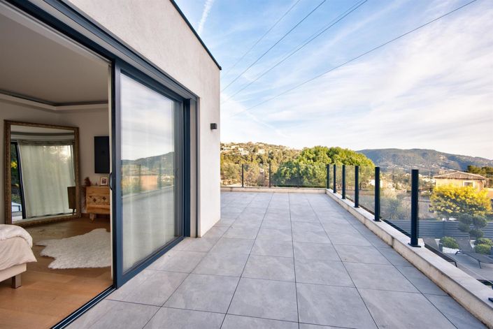 Image No.29-4 Bed House for sale